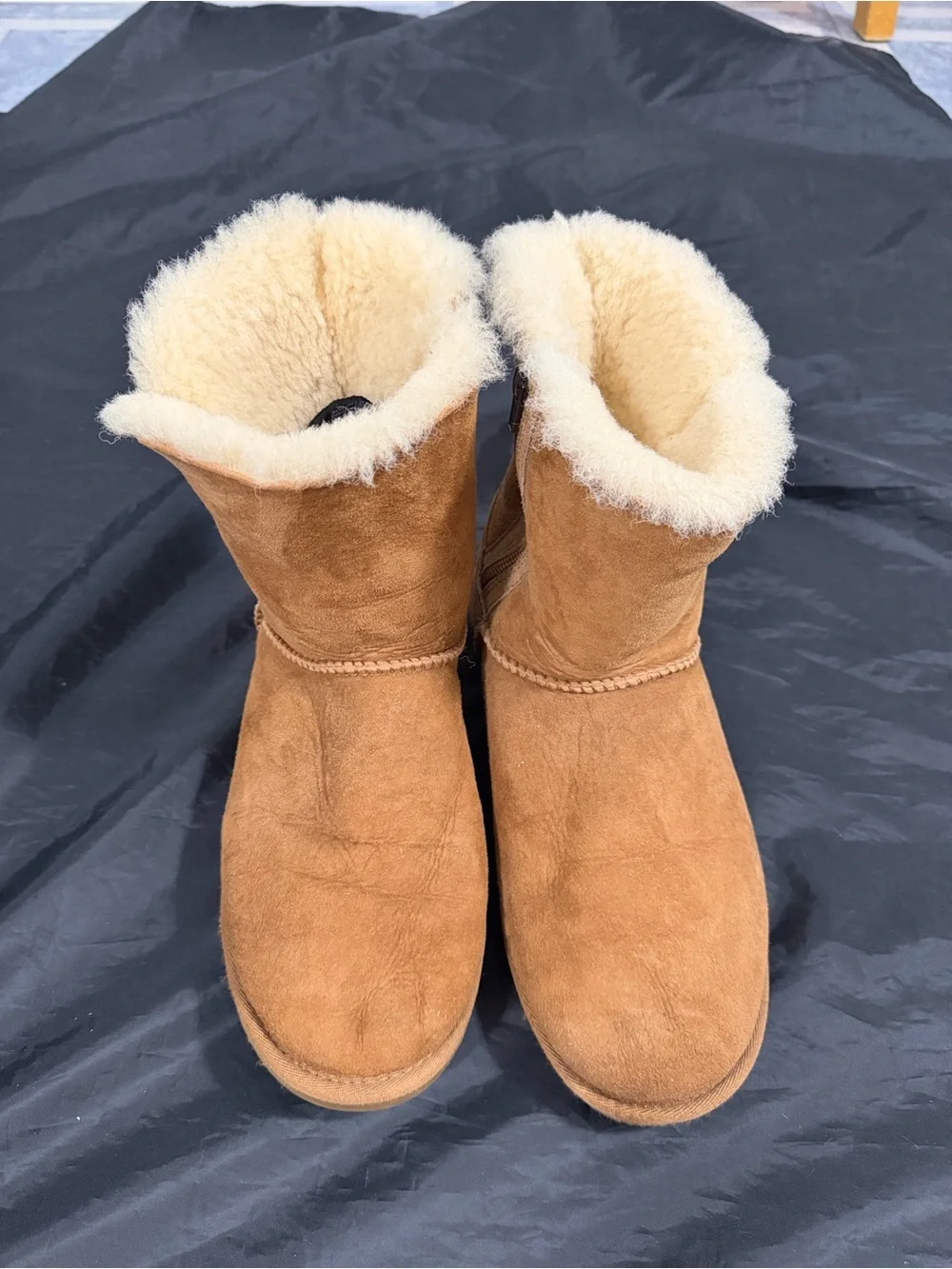 Cozy Tan Shearling-Lined Women's Winter Boots